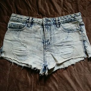 Forever 21 distressed ripped acid wash jean shorts